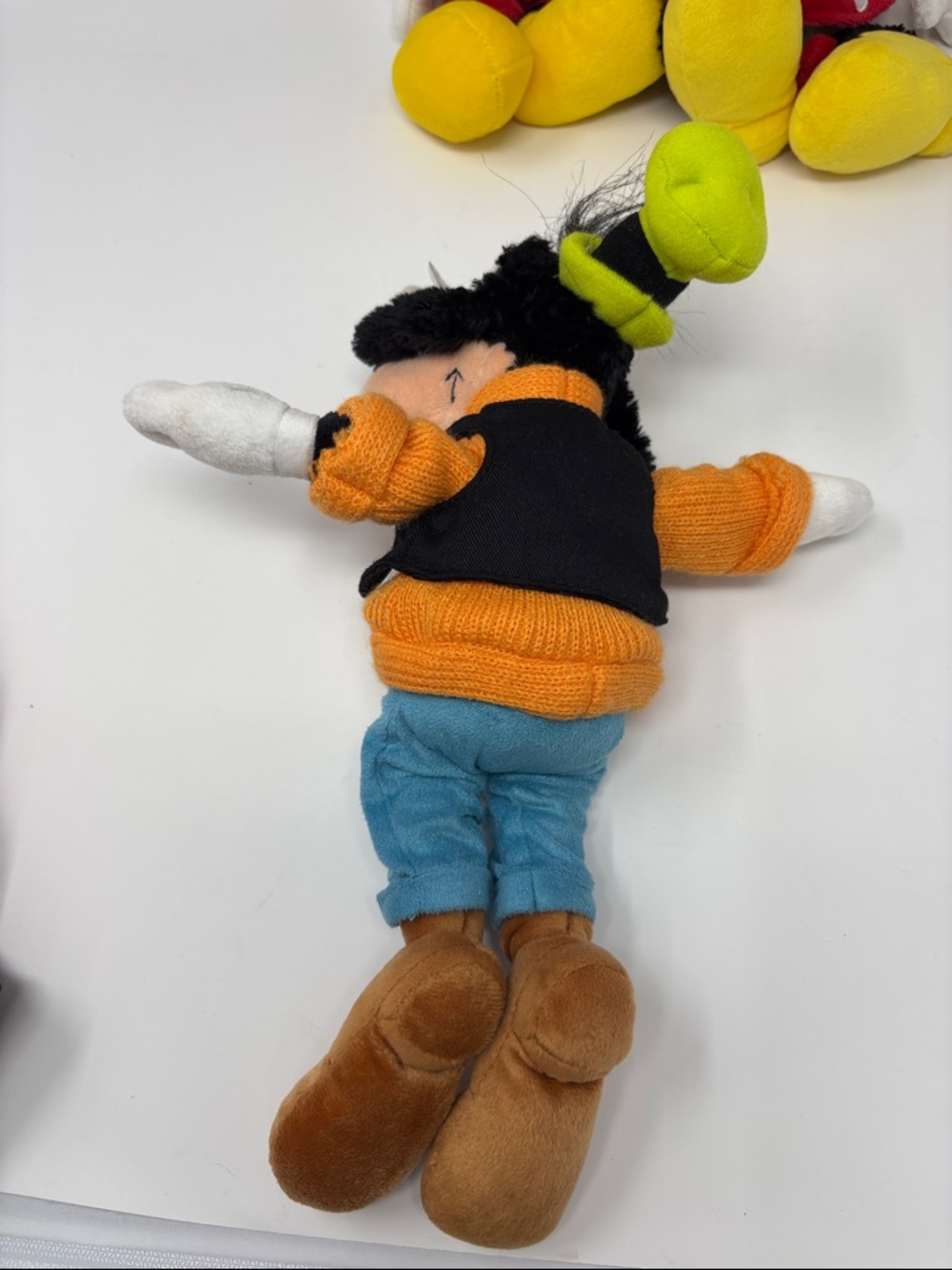 Disney Parks Plush Trio: Mickey, Minnie & Goofy - Black, Red, Yellow, Brown - Picture 4 of 8